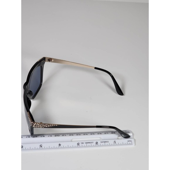 FGX Foster Grant Full Classic Black & Silver Snake Print Sunglasses 52333FGX001 - Picture 11 of 11